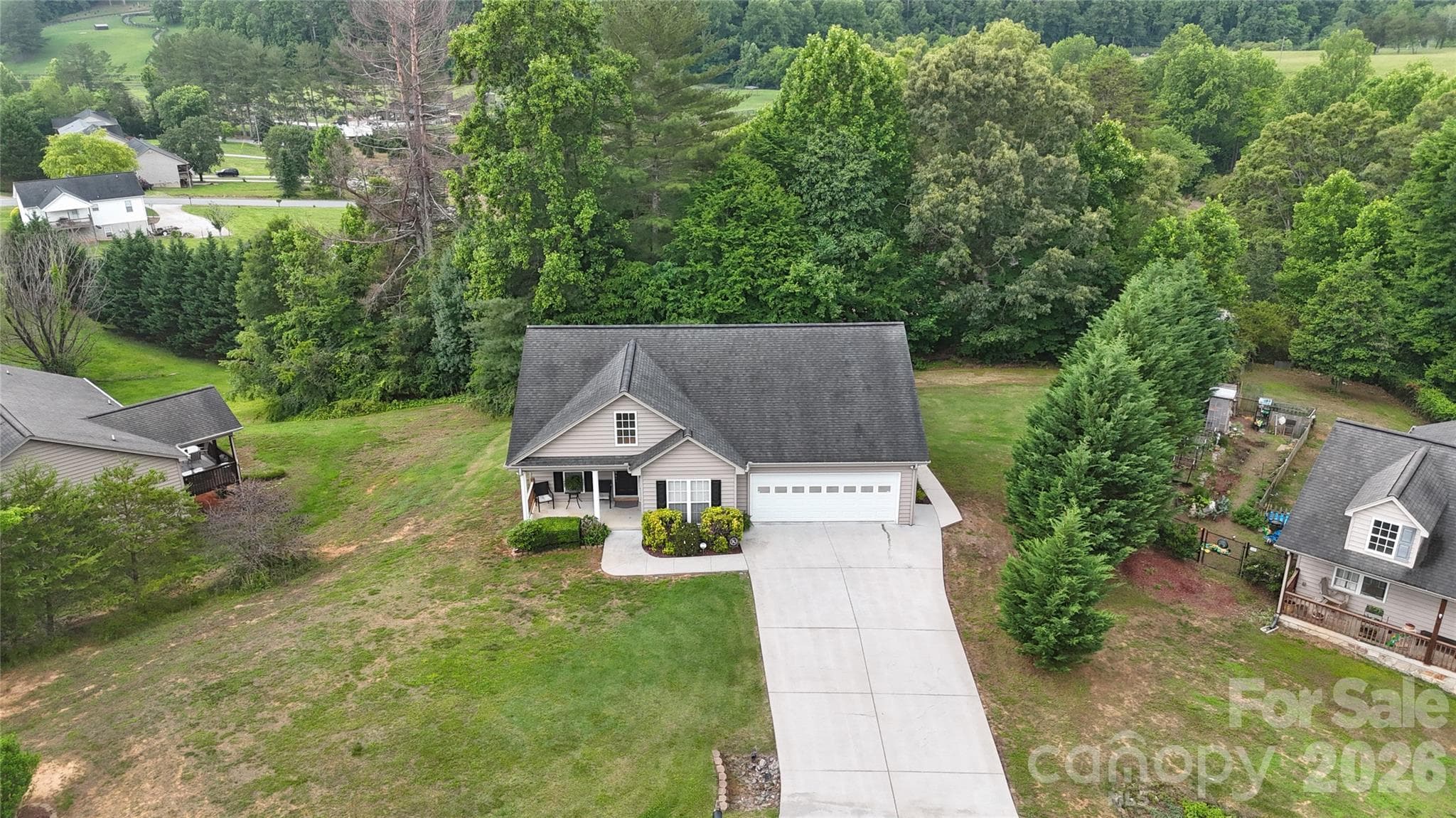 Single Family Residence at Lenoir, photo 3 of 44