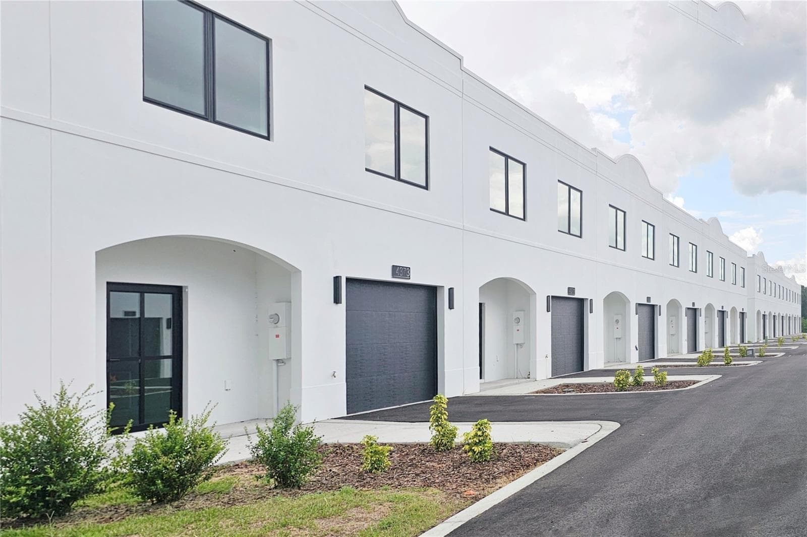 4371 CAMBIO GARDENS CT