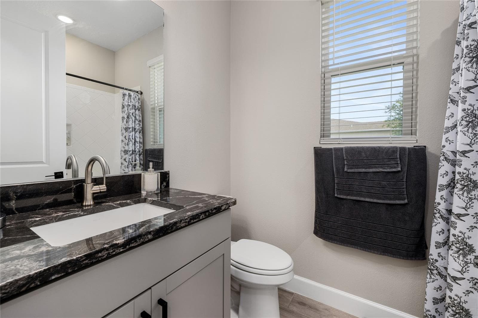 Guest Bathroom - 1060 RIVER OTTER WAY, DELAND