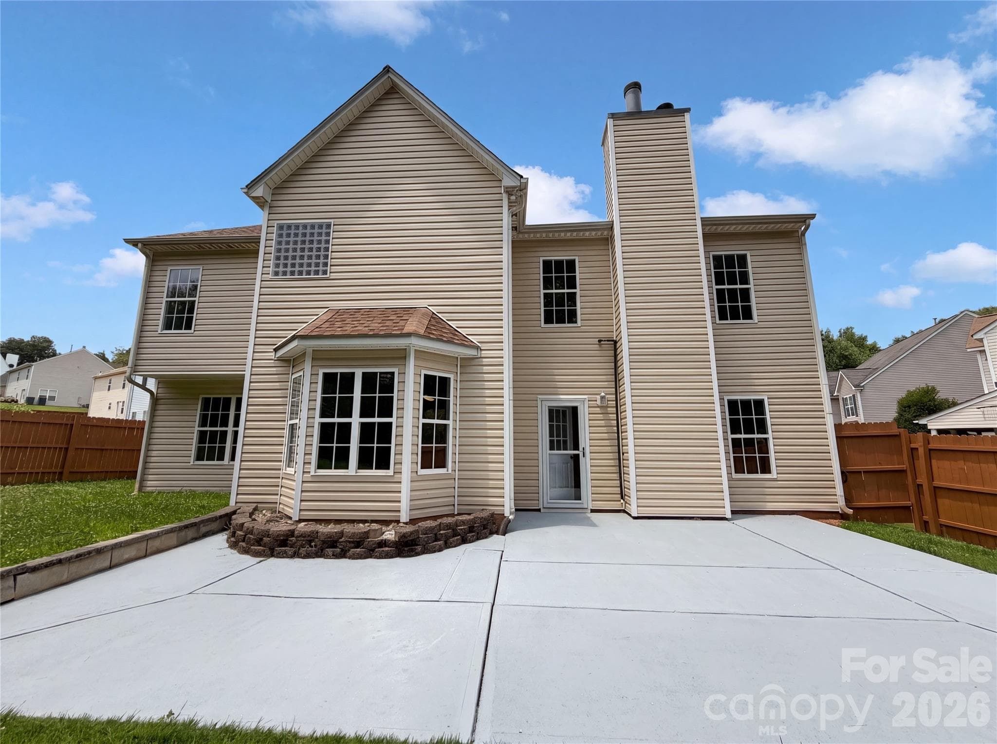 Single Family Residence at 4024 Fifendrum Lane, Charlotte, photo 5 of 21