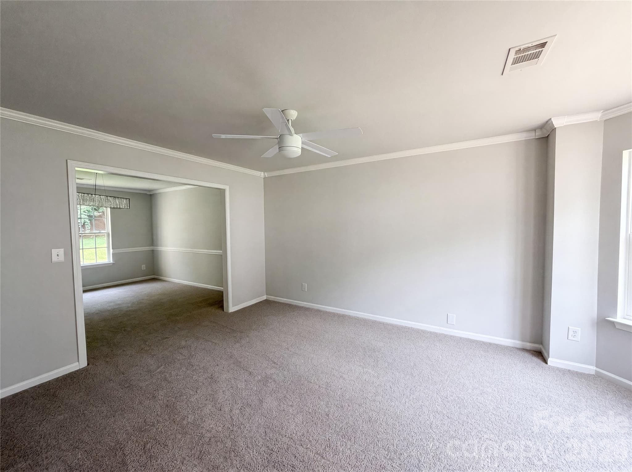 Single Family Residence at 4024 Fifendrum Lane, Charlotte, photo 9 of 21