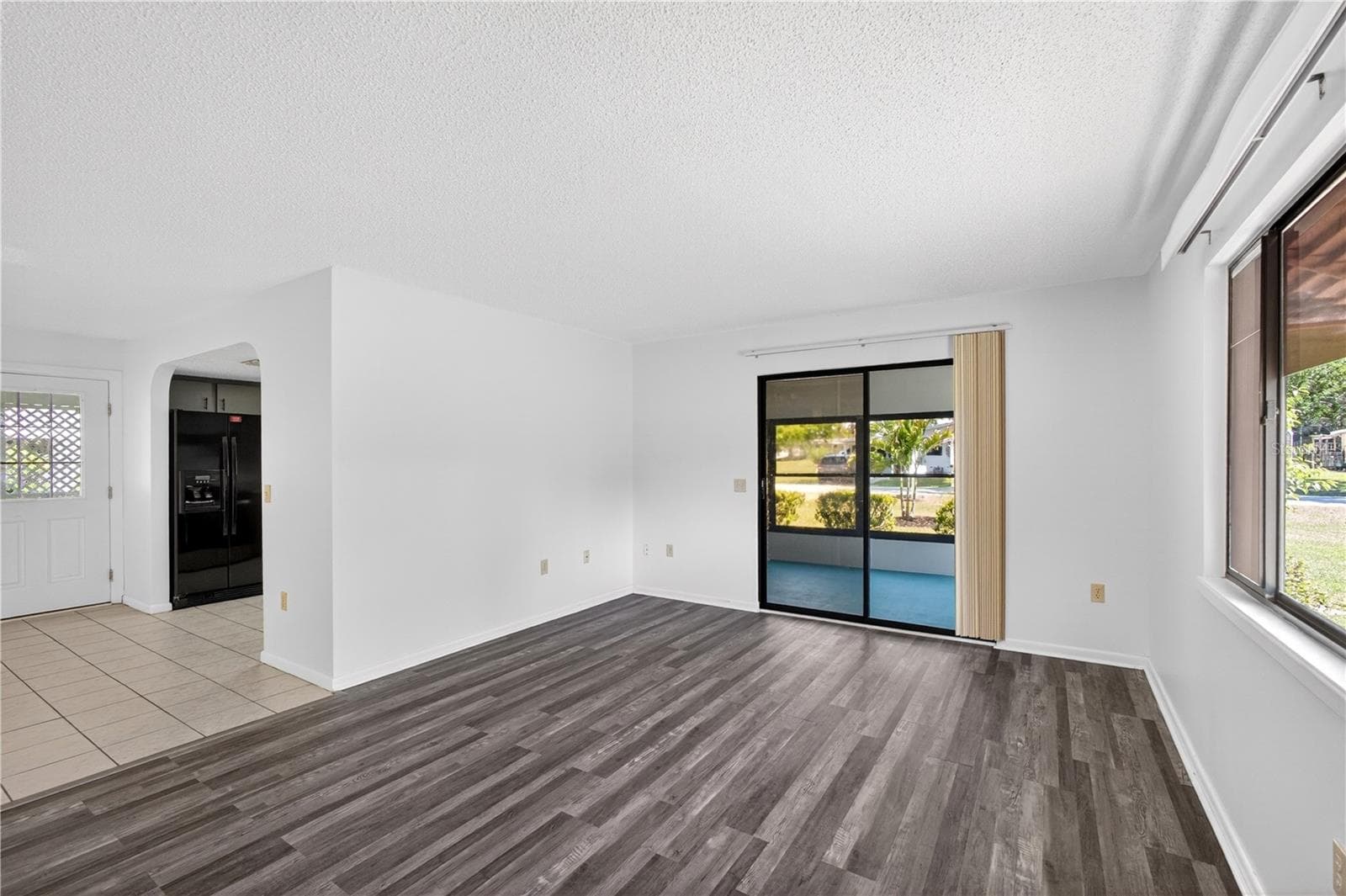 Living Room - 8972 SW 103RD LN, OCALA