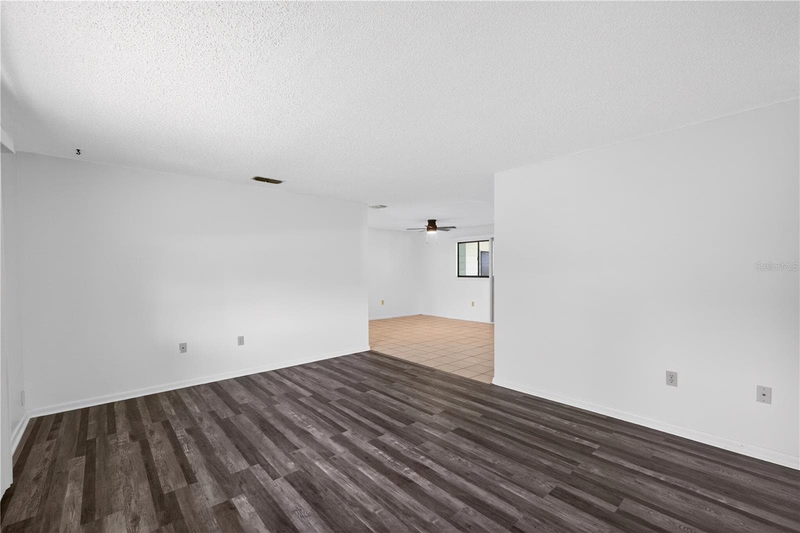 Living Room - 8972 SW 103RD LN, OCALA