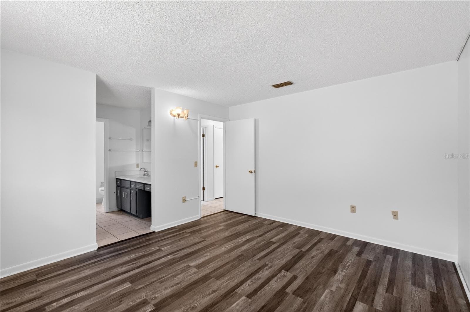Primary Bedroom - 8972 SW 103RD LN, OCALA