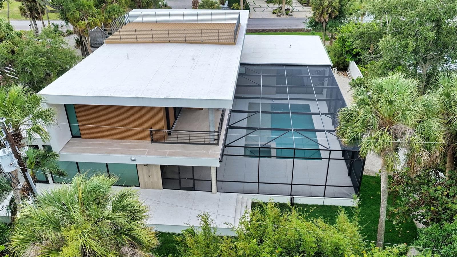 Single Family Residence at 359 N SHORE DR, SARASOTA, photo 40 of 45