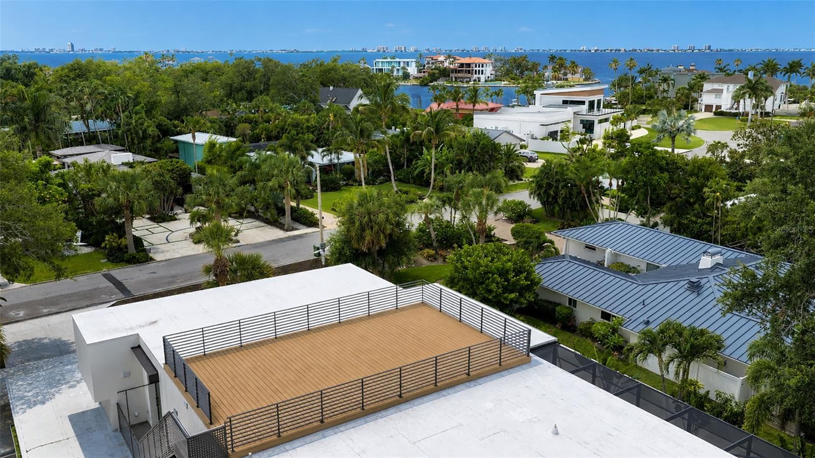 Single Family Residence at 359 N SHORE DR, SARASOTA, photo 42 of 45