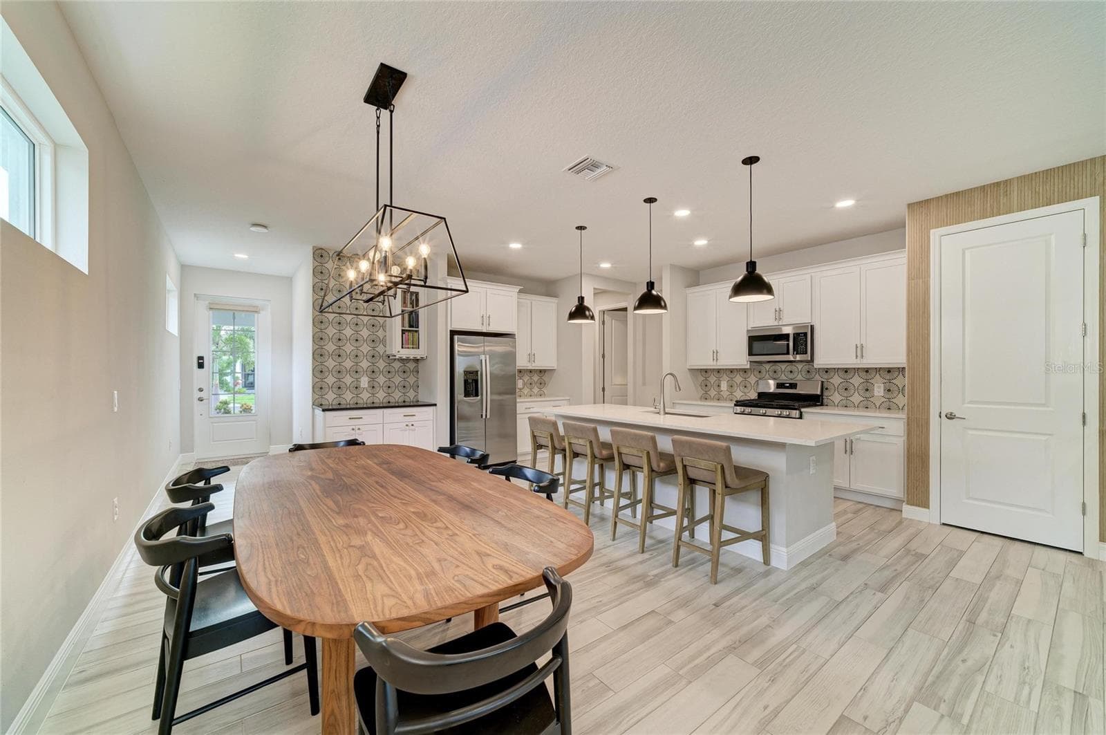 Single Family Residence at 1079 WATERLINE CT, SARASOTA, photo 14 of 74