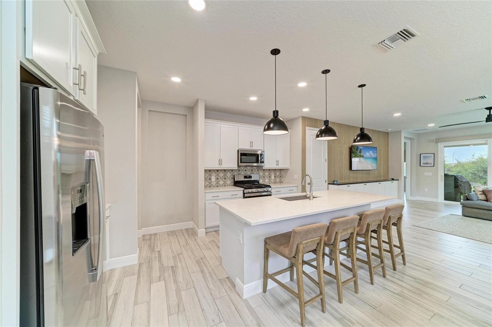 Single Family Residence at 1079 WATERLINE CT, SARASOTA, photo 15 of 74