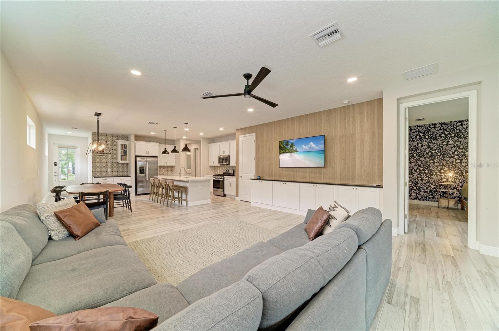 Single Family Residence at 1079 WATERLINE CT, SARASOTA, photo 26 of 74