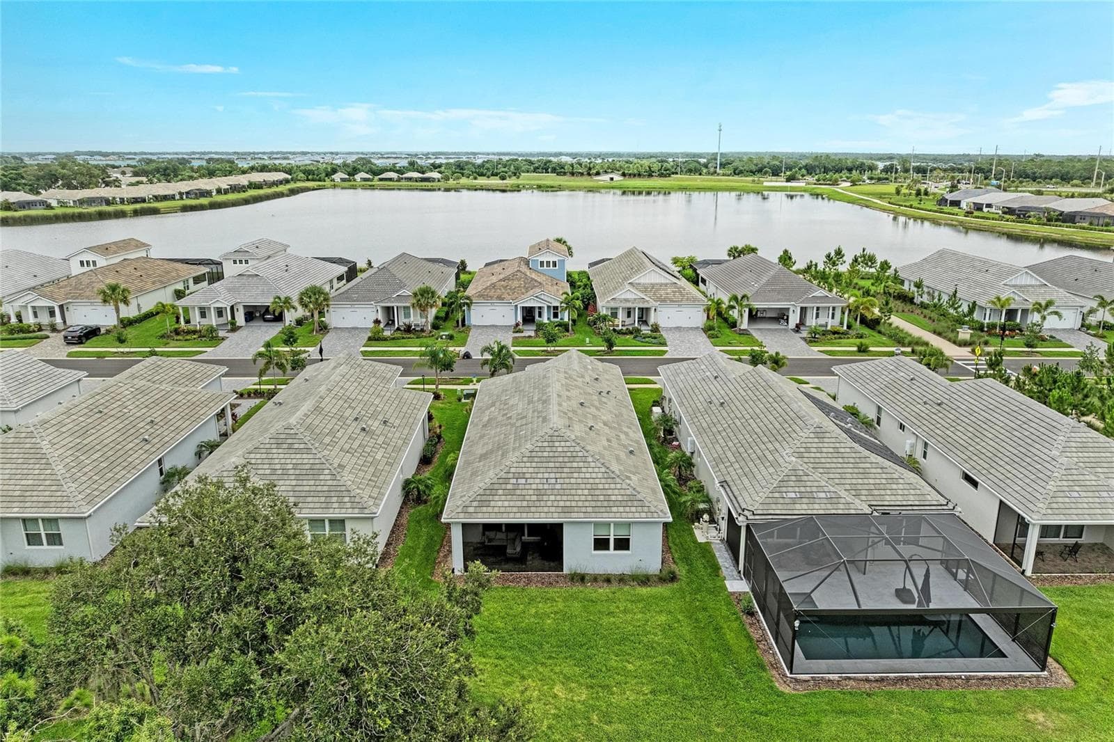 Single Family Residence at 1079 WATERLINE CT, SARASOTA, photo 47 of 74