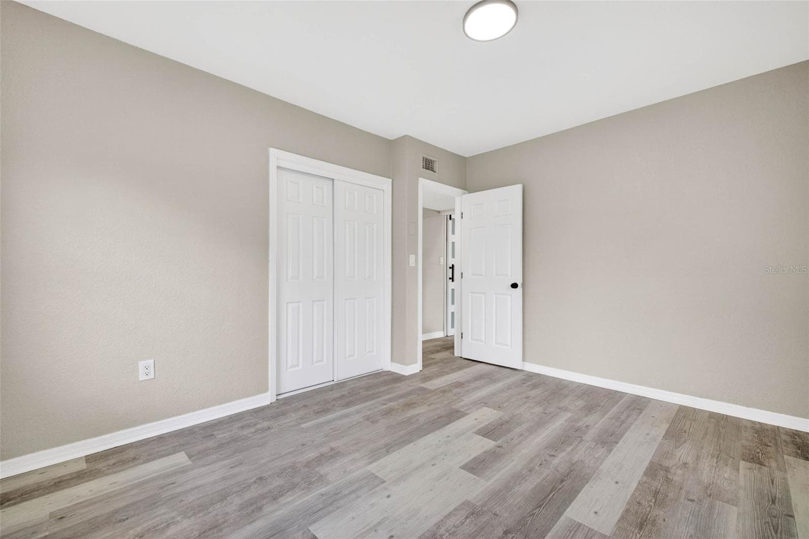 Single Family Residence at 1601 E PARIS ST, TAMPA, photo 34 of 64