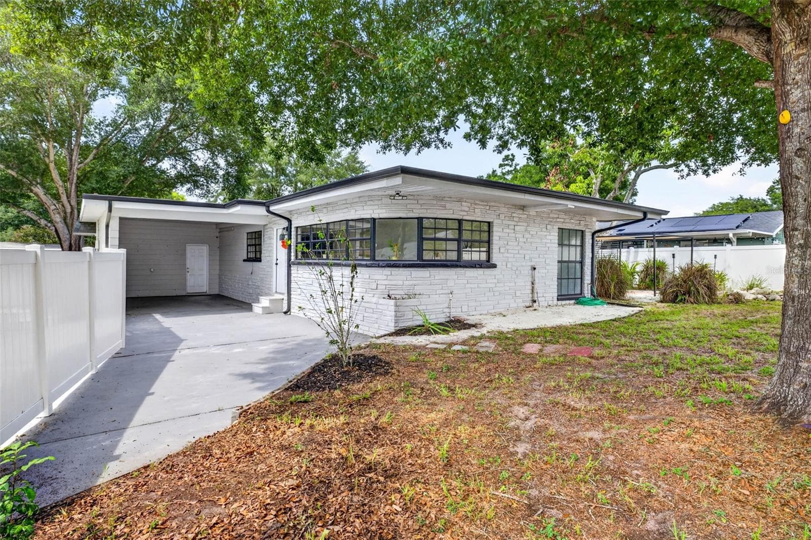 Single Family Residence at 1601 E PARIS ST, TAMPA, photo 43 of 64