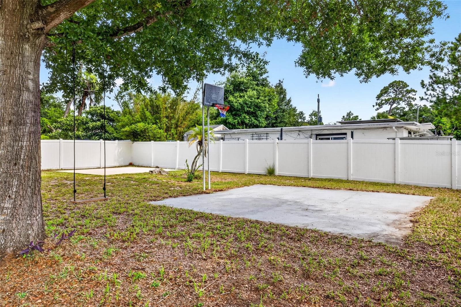 Single Family Residence at 1601 E PARIS ST, TAMPA, photo 44 of 64