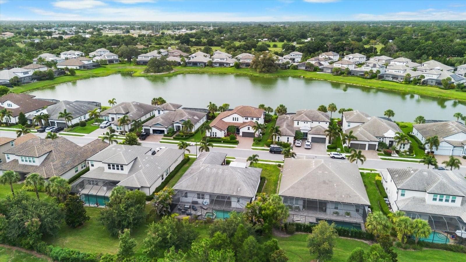 Single Family Residence at 6325 RIVO LAKES BLVD, SARASOTA, photo 6 of 43