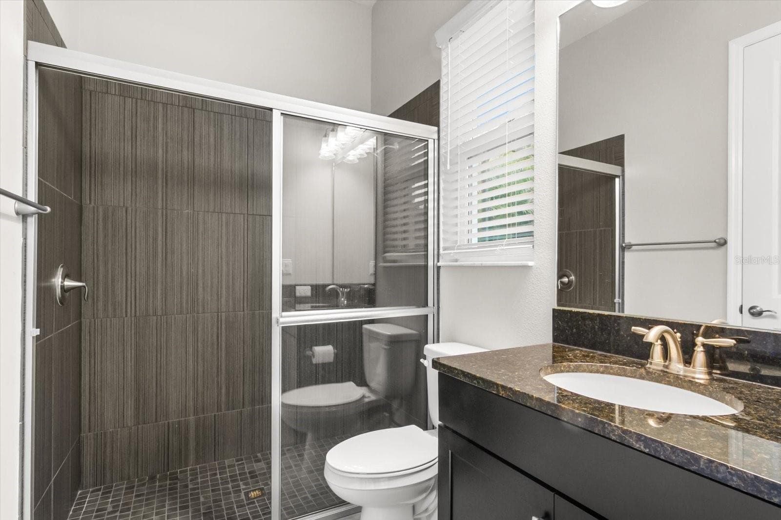 BR 4 bath off pool - 6325 RIVO LAKES BLVD, SARASOTA