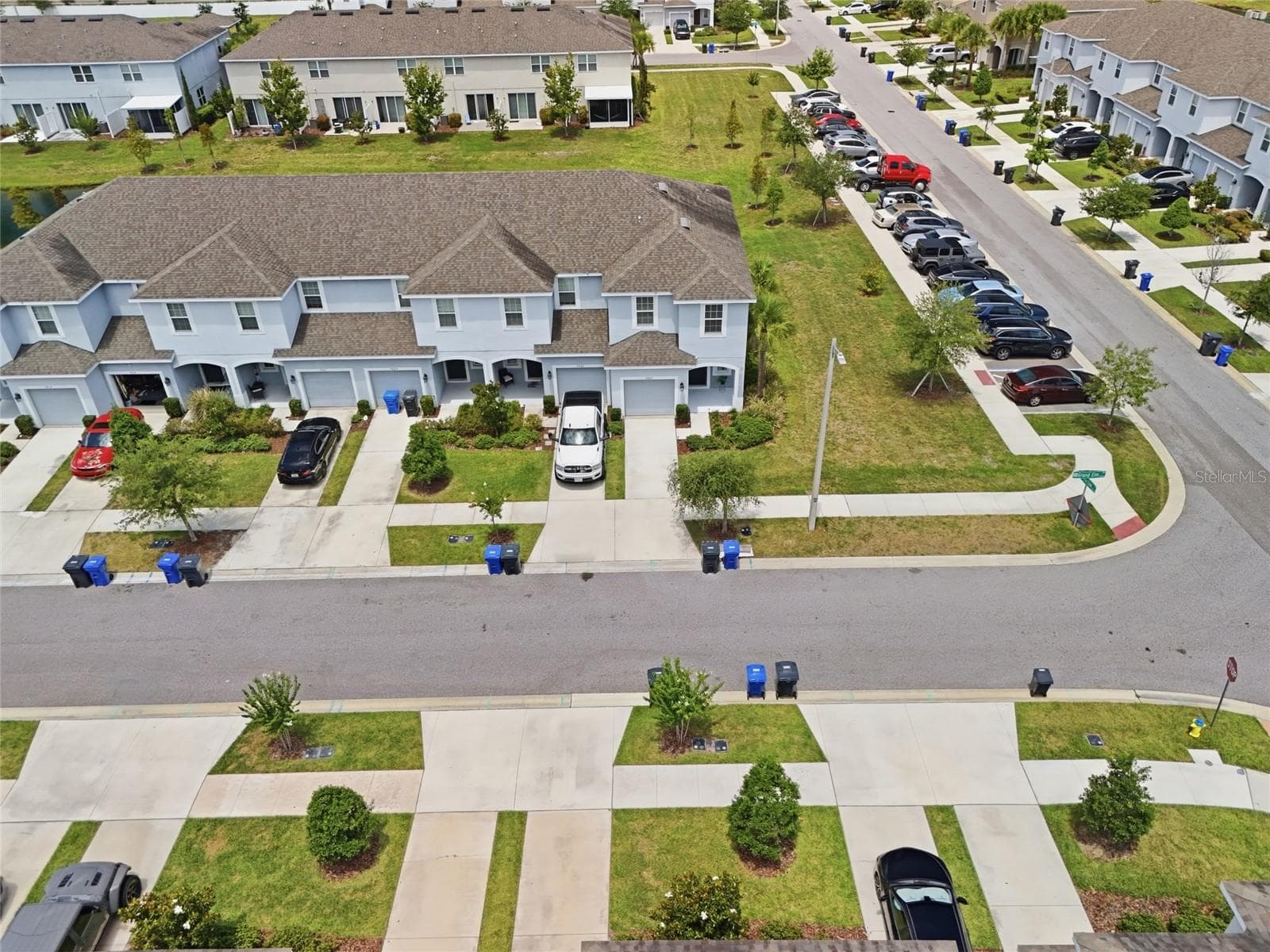 Bird's eye view highlighting the neighborhood's layout and mature landscaping - 7005 GRAND ELM DR, RIVERVIEW