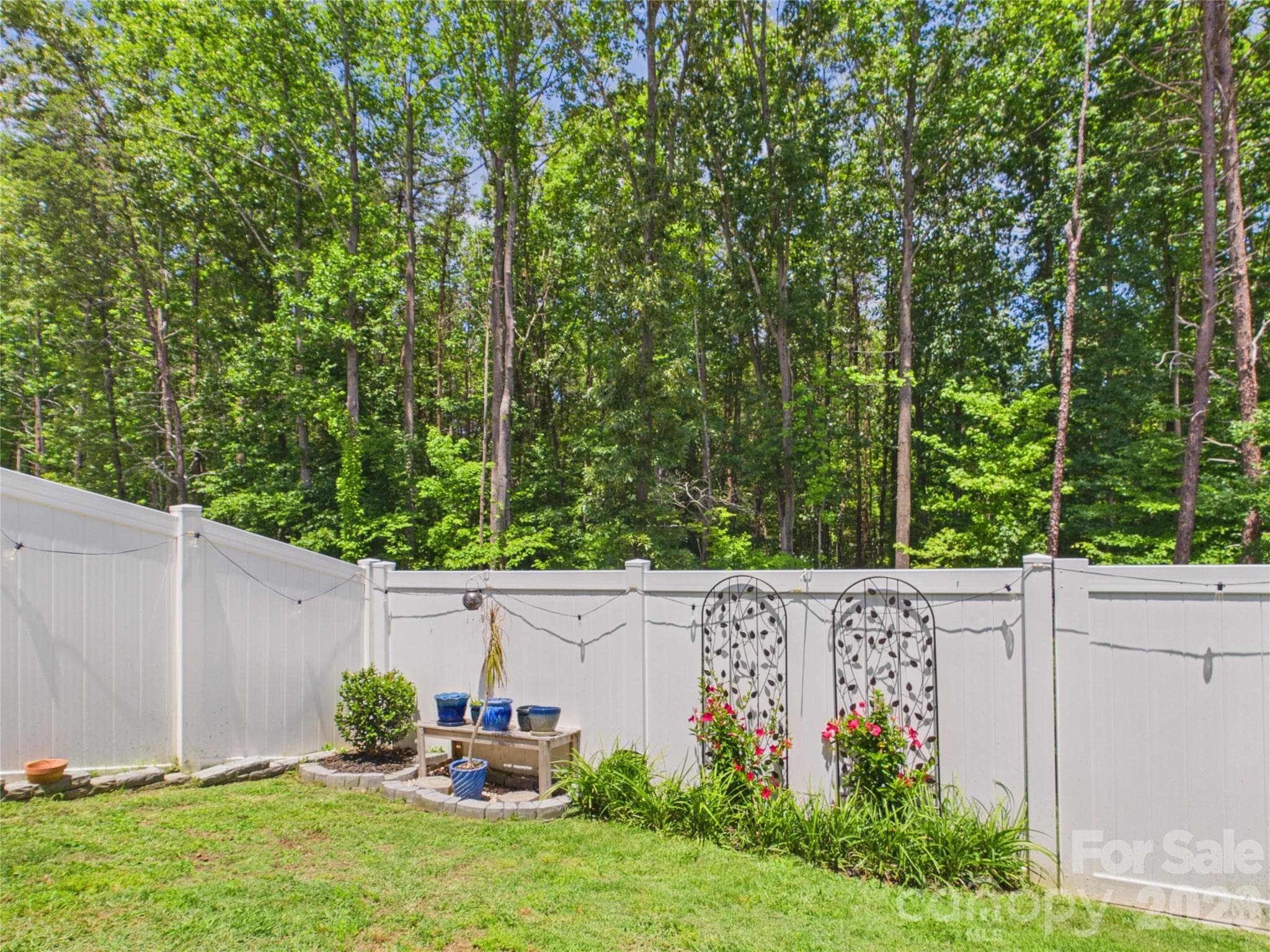 Woods=privacy - 7880 Iron Road, Sherrills Ford