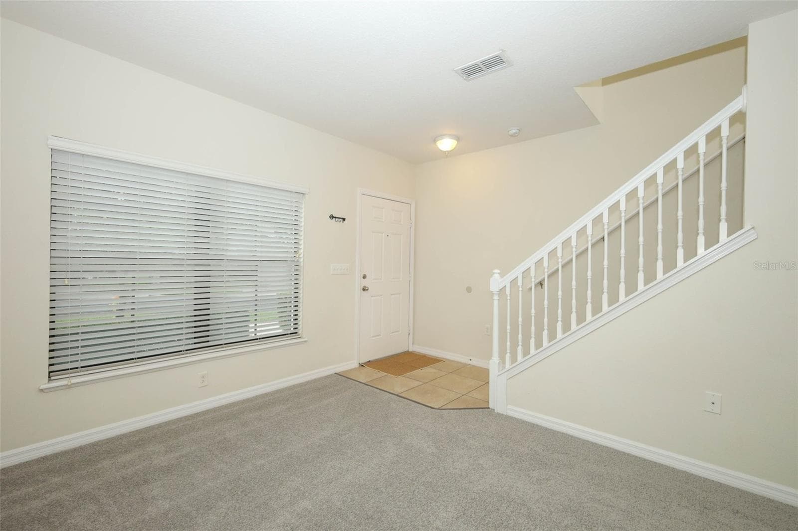 Townhouse at 5221 WINDSOR LAKE CIR, SANFORD, photo 3 of 24
