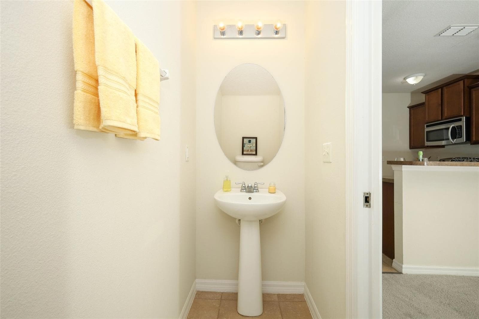 Townhouse at 5221 WINDSOR LAKE CIR, SANFORD, photo 8 of 24
