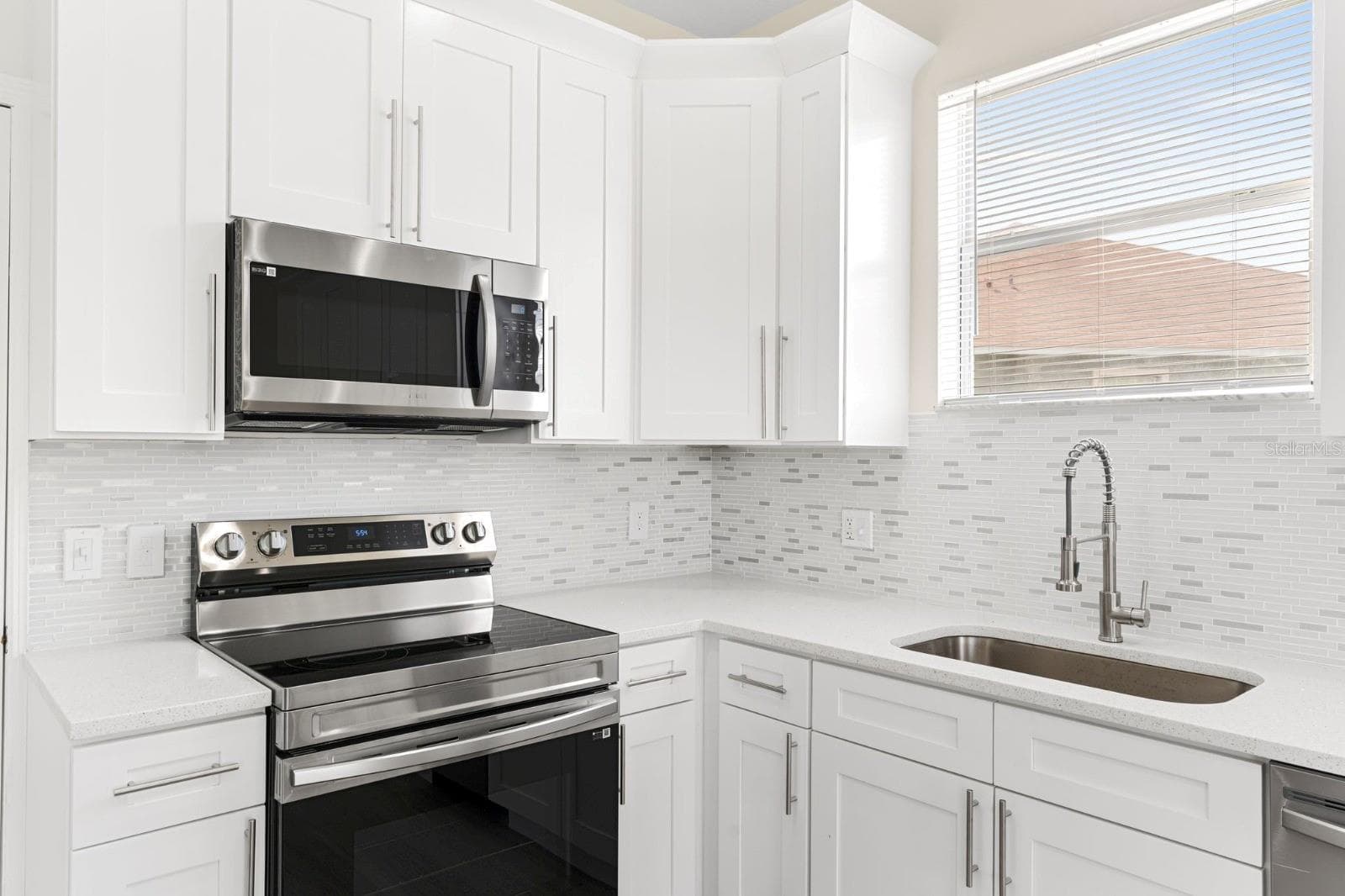 Single Family Residence at 5424 HAMMOCK VIEW LN, APOLLO BEACH, photo 18 of 43