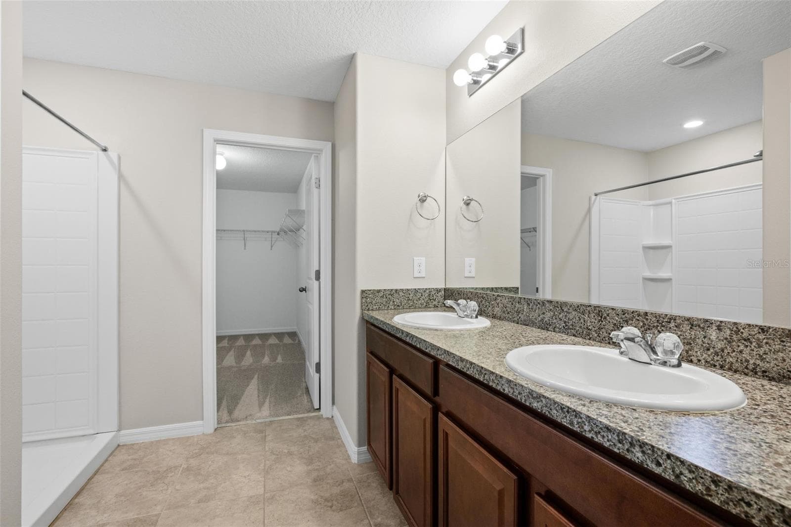 Primary bath - 36101 STABLE WILK AVE, ZEPHYRHILLS
