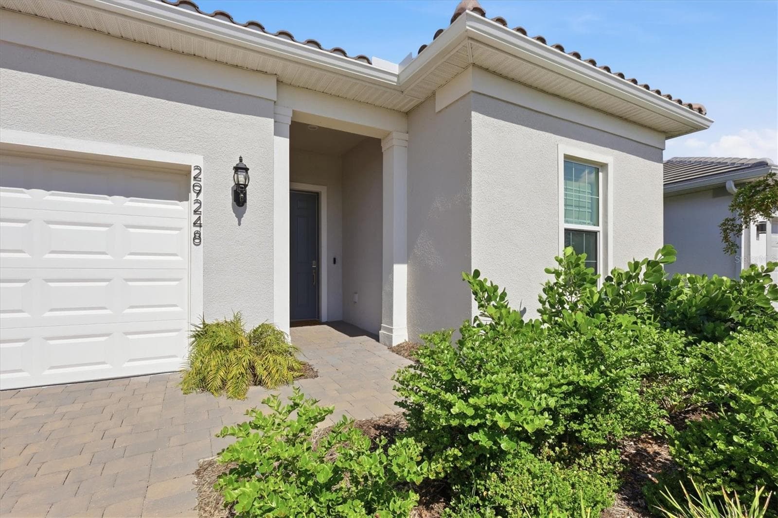 Walkway to entry - 29248 CORAL HARBOUR DR, ENGLEWOOD