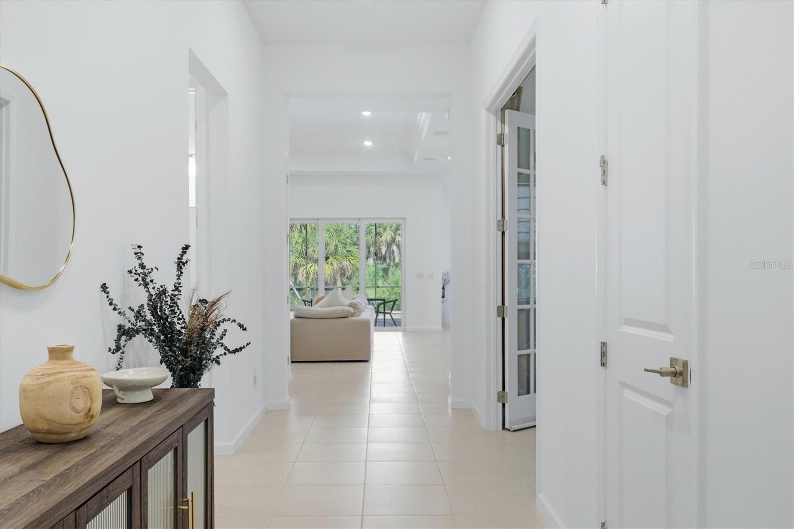 Front entry looking to living area - 29248 CORAL HARBOUR DR, ENGLEWOOD