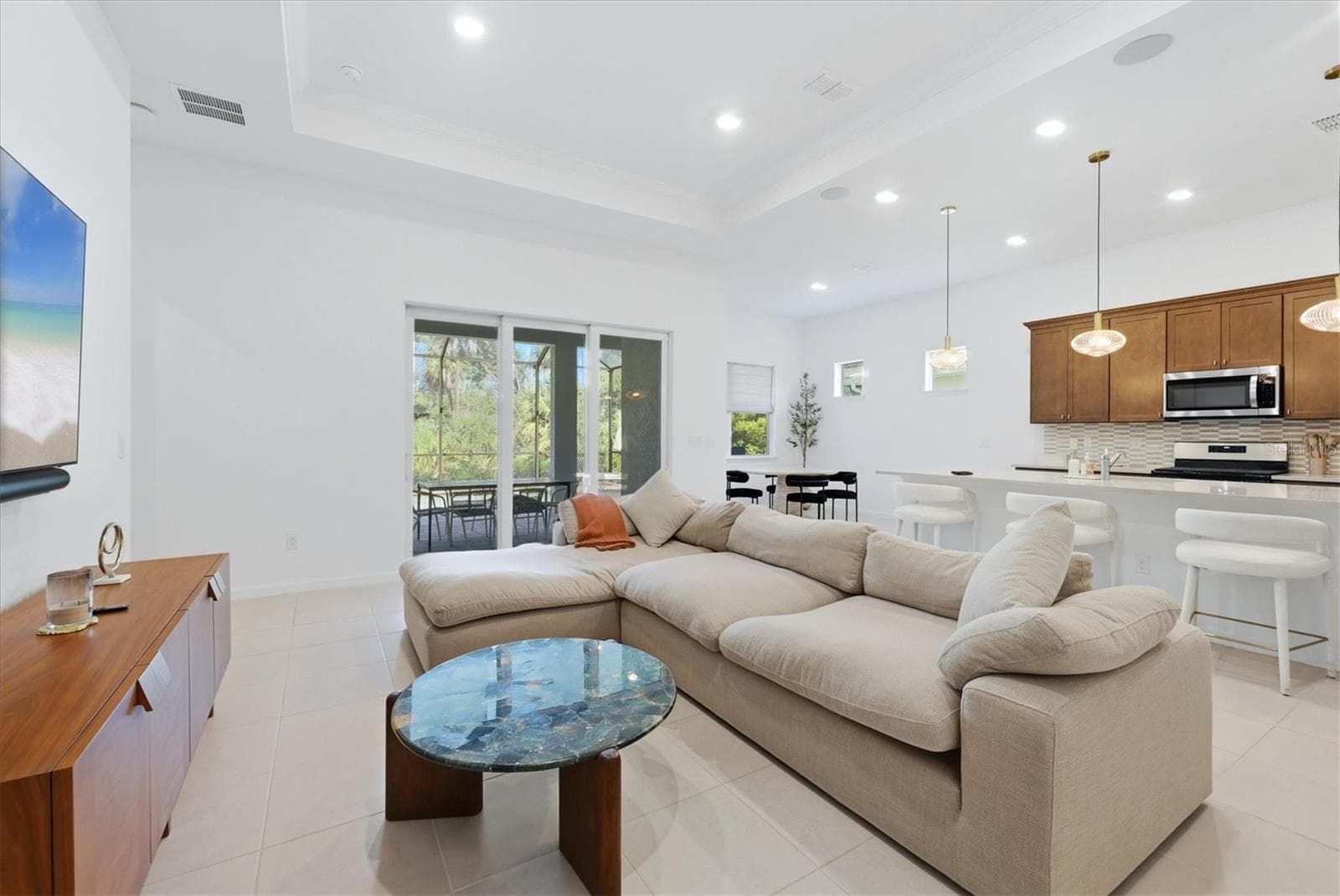 Living area, furniture included - 29248 CORAL HARBOUR DR, ENGLEWOOD