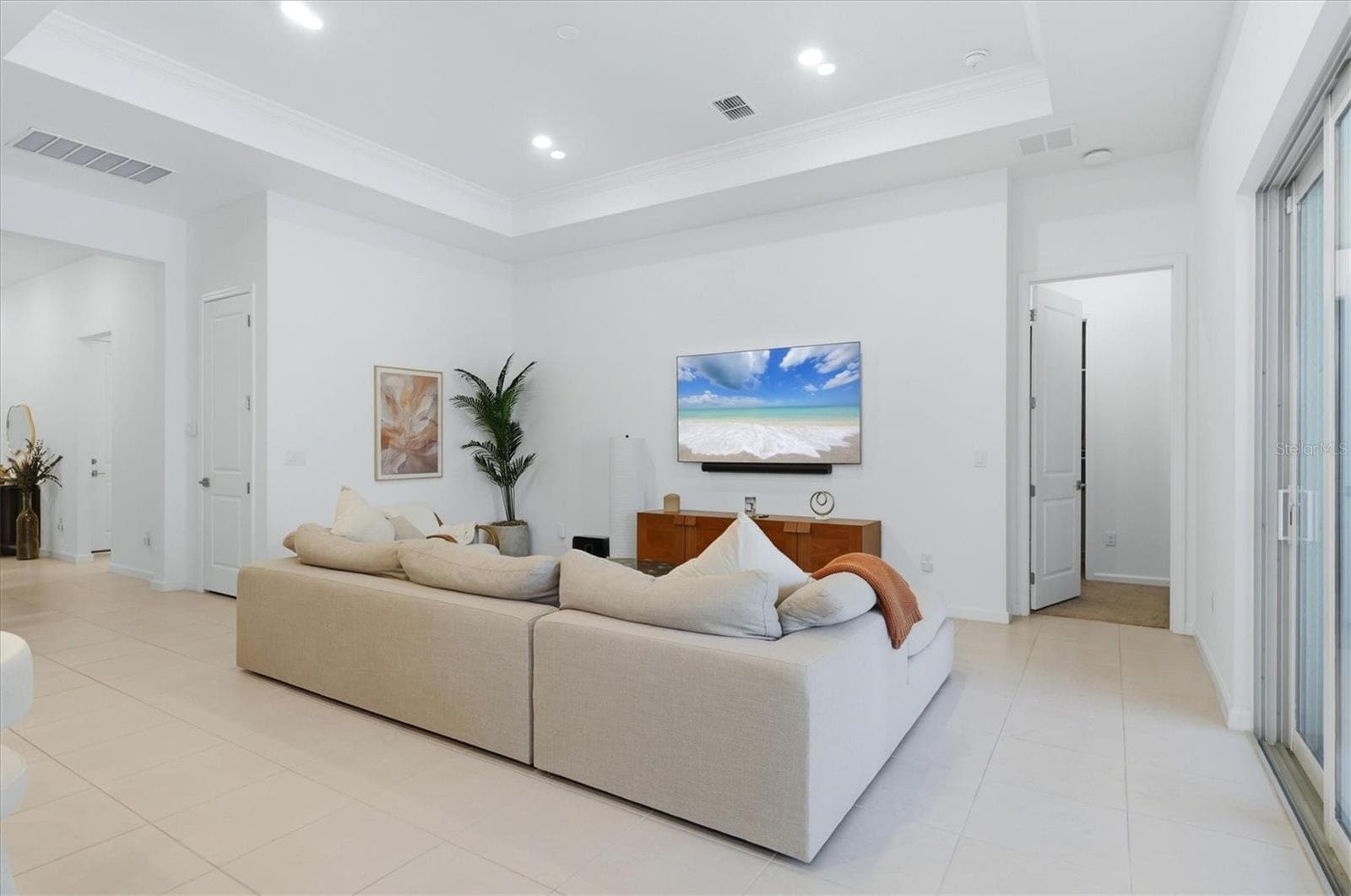 Living area - 29248 CORAL HARBOUR DR, ENGLEWOOD