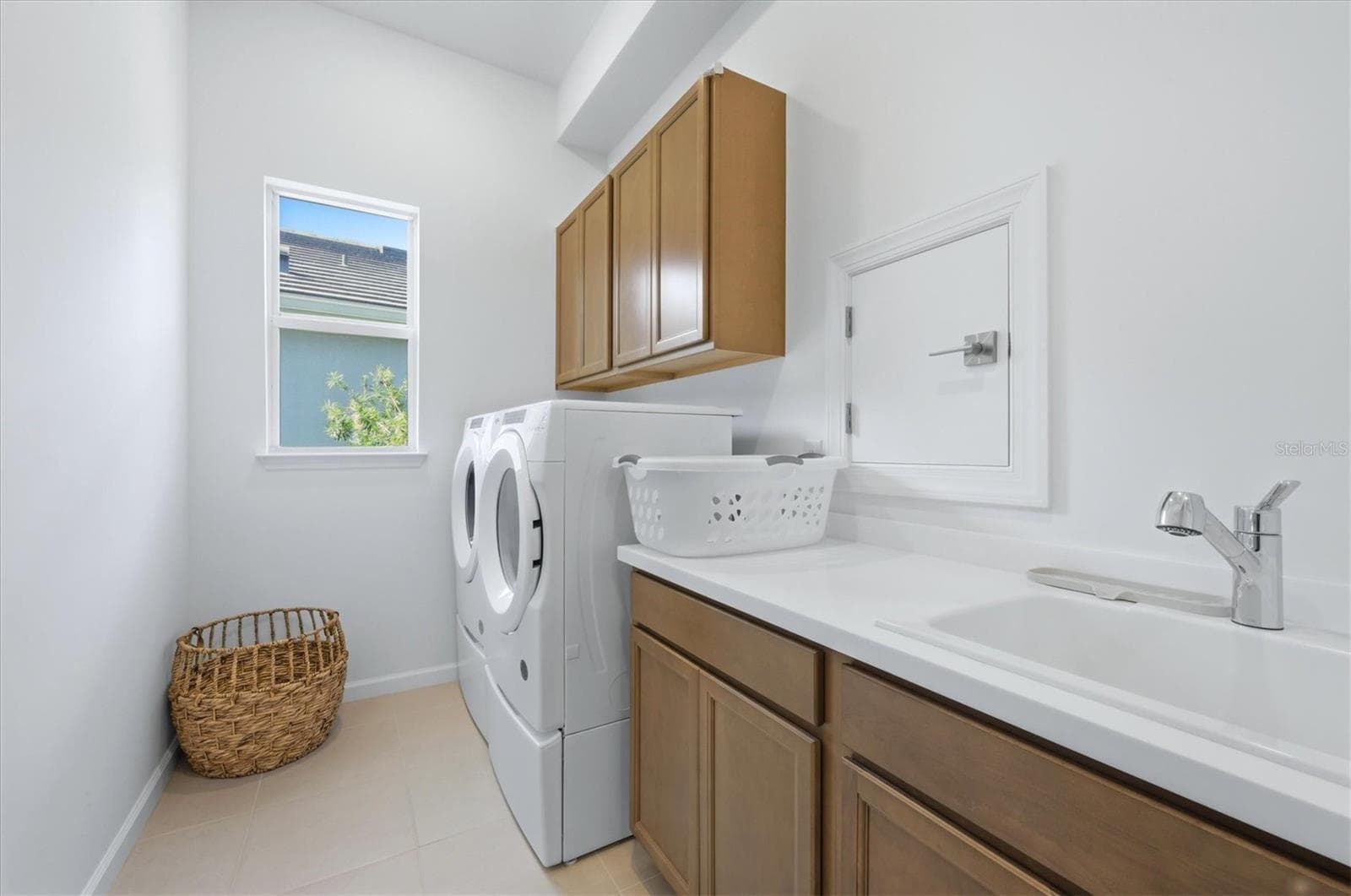 Laundry - 29248 CORAL HARBOUR DR, ENGLEWOOD