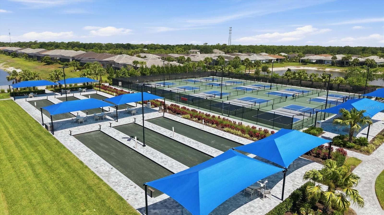 Recreational facilities - 29248 CORAL HARBOUR DR, ENGLEWOOD