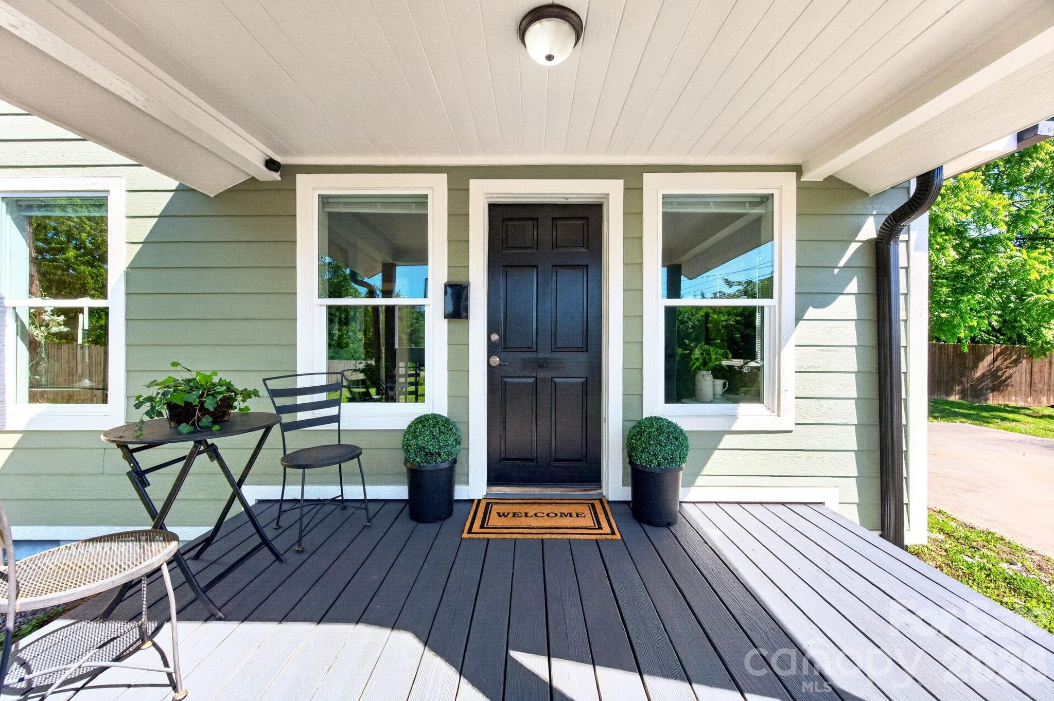 Covered Front Porch and Entry - Brevard