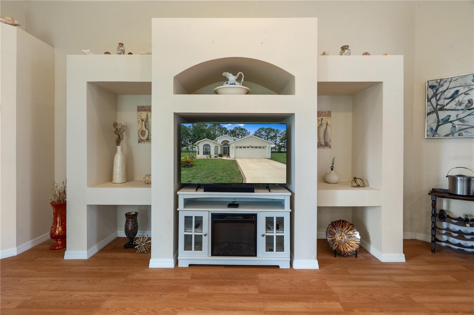 Single Family Residence at 306 BARRINGTON CT, SPRING HILL, photo 16 of 51
