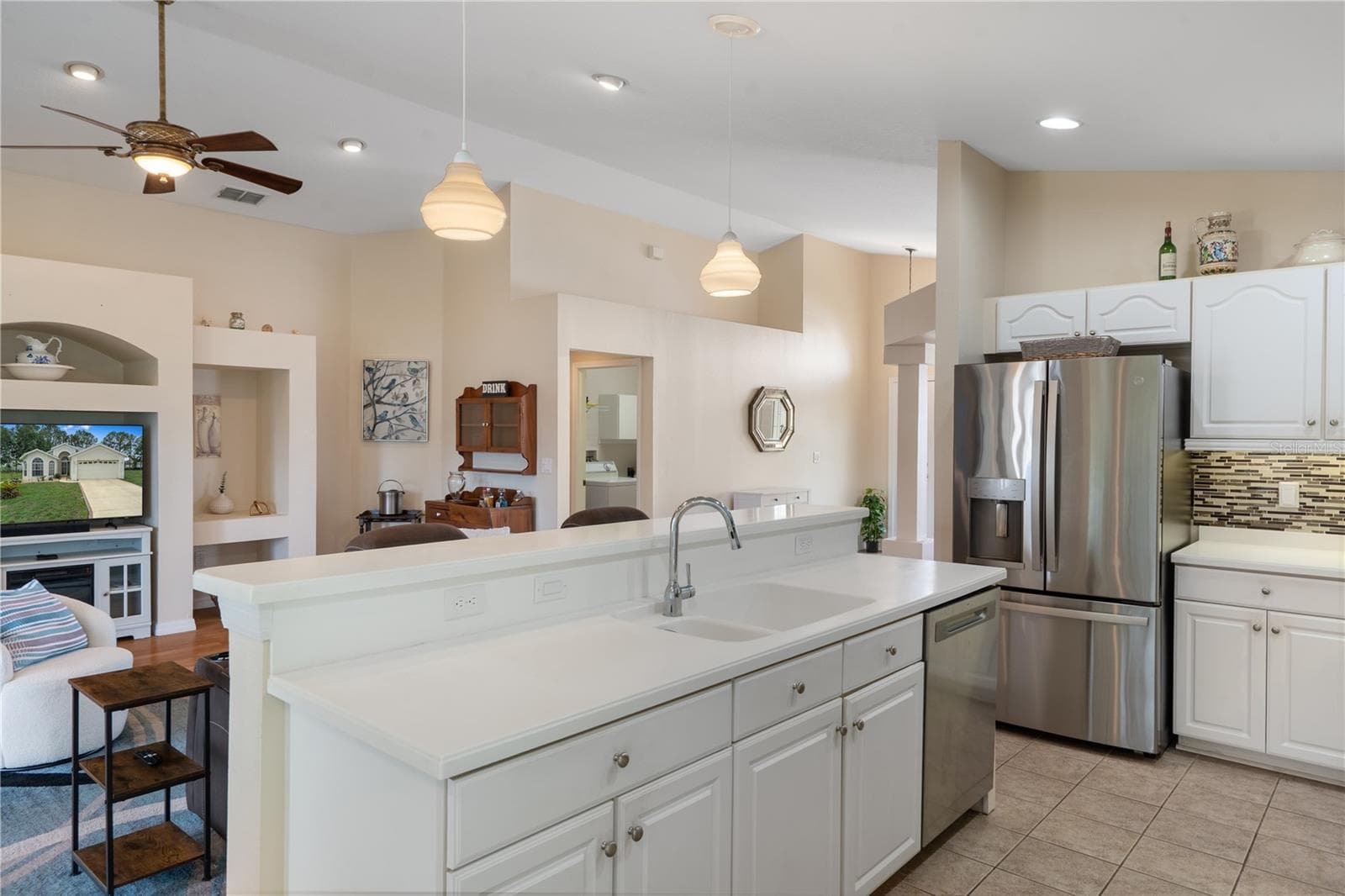 Single Family Residence at 306 BARRINGTON CT, SPRING HILL, photo 20 of 51