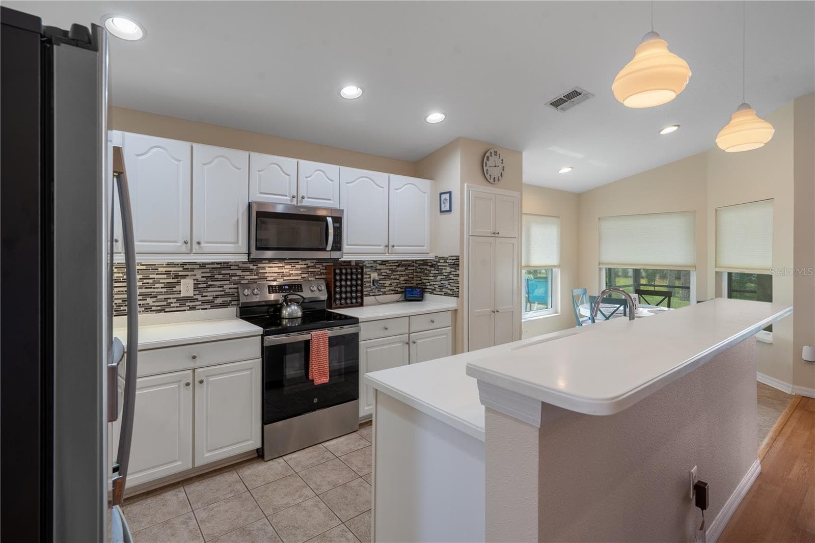 Single Family Residence at 306 BARRINGTON CT, SPRING HILL, photo 23 of 51