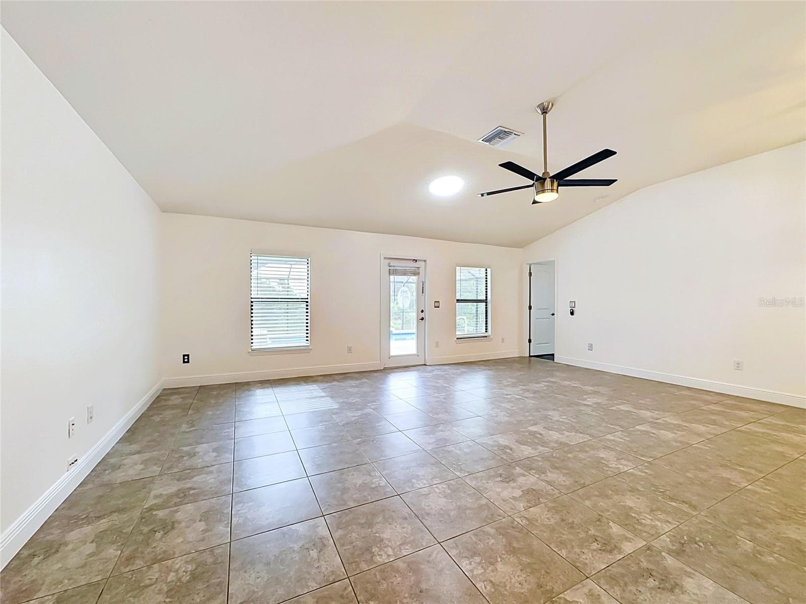 Single Family Residence at 9210 52ND AVE E, PALMETTO, photo 7 of 42