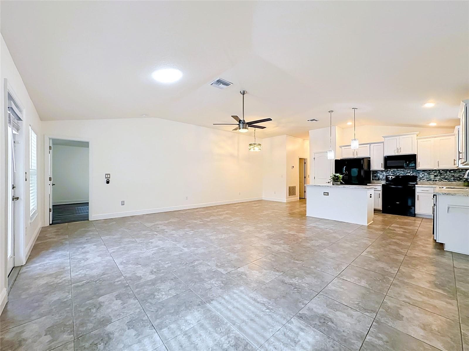 Single Family Residence at 9210 52ND AVE E, PALMETTO, photo 14 of 42