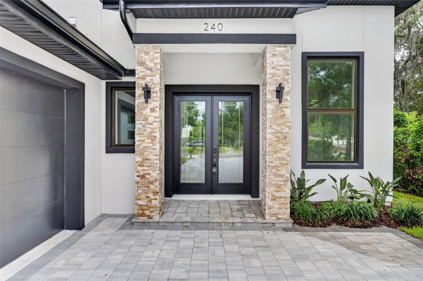 Single Family Residence at 240 N PHELPS AVE, WINTER PARK, photo 3 of 44