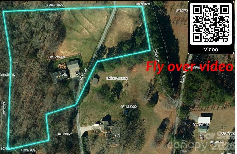 Take a fly over tour of property outside - Waxhaw