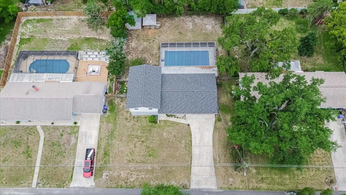 Single Family Residence at 115 W BRENTRIDGE DR, BRANDON, photo 6 of 56