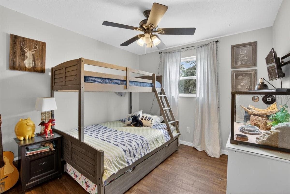 Single Family Residence at 115 W BRENTRIDGE DR, BRANDON, photo 31 of 56