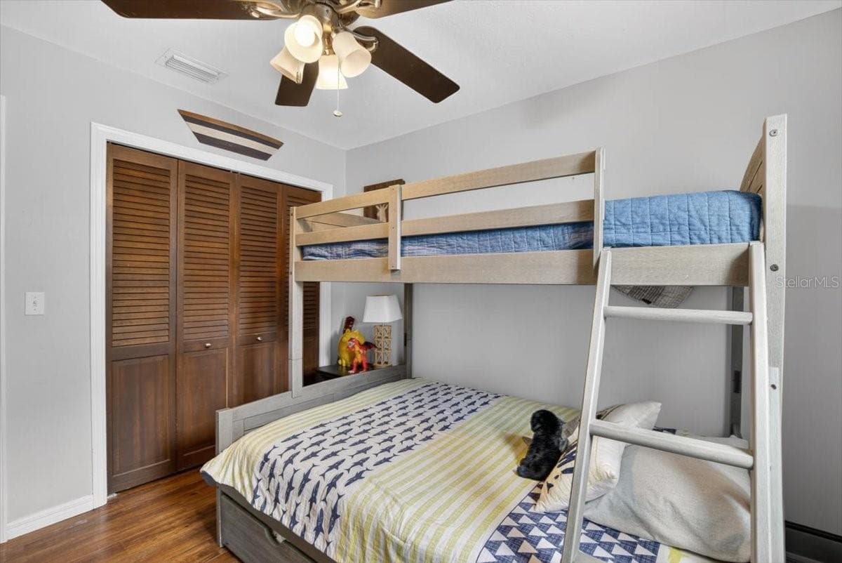 Single Family Residence at 115 W BRENTRIDGE DR, BRANDON, photo 32 of 56