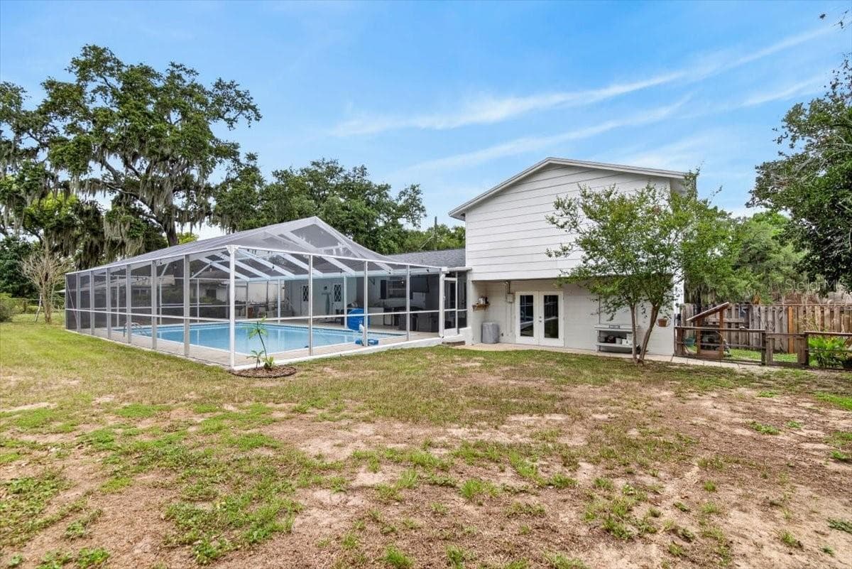 Single Family Residence at 115 W BRENTRIDGE DR, BRANDON, photo 43 of 56