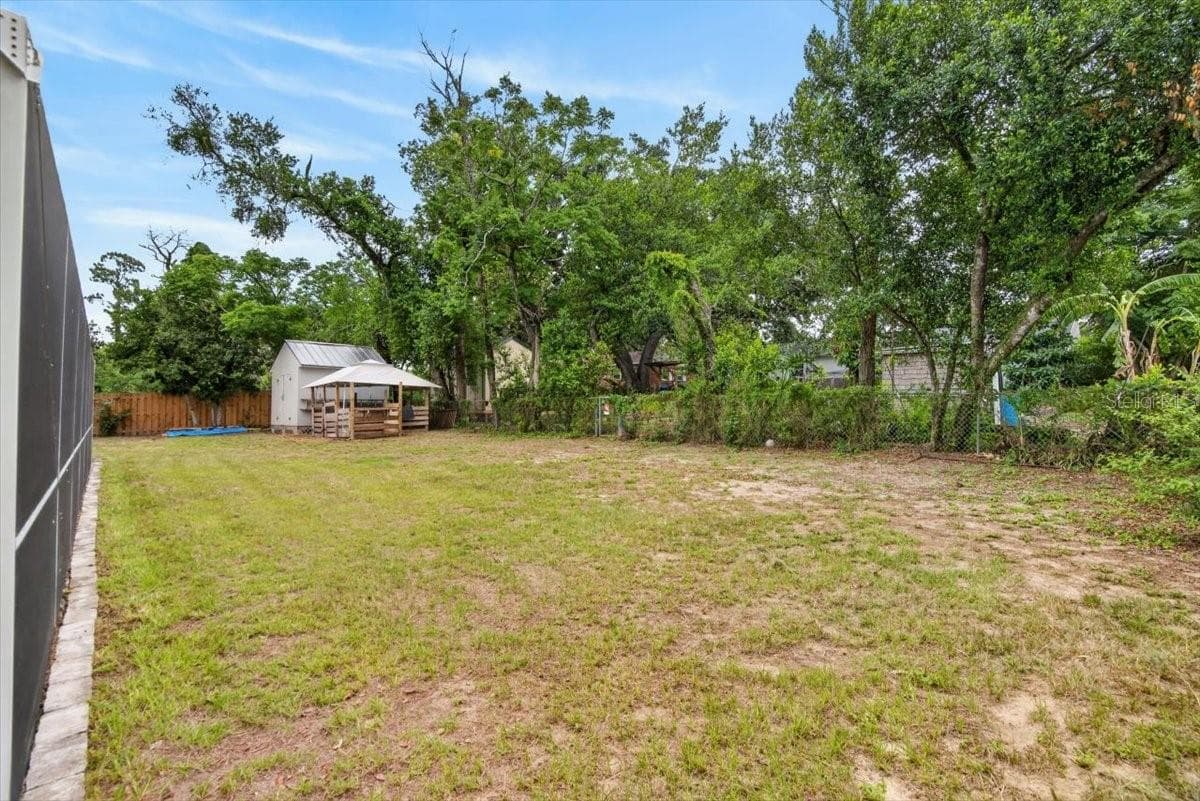 Single Family Residence at 115 W BRENTRIDGE DR, BRANDON, photo 45 of 56