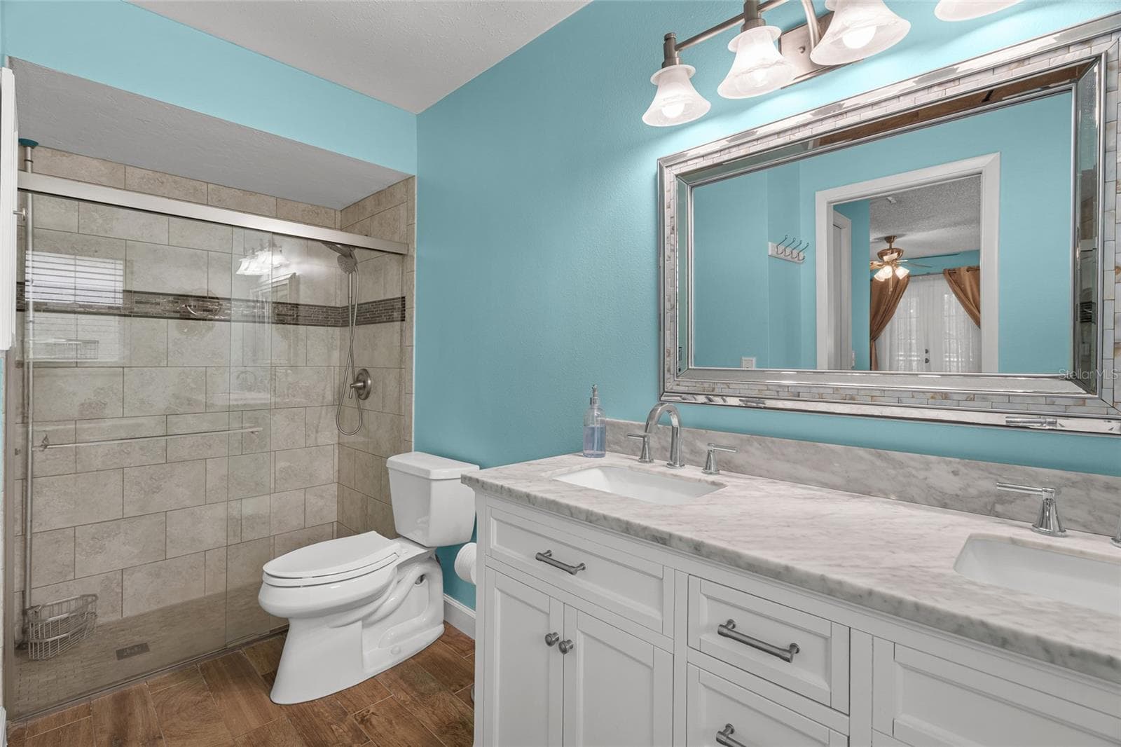 Single Family Residence at 4204 PRAIRIE VIEW DR, SARASOTA, photo 13 of 32