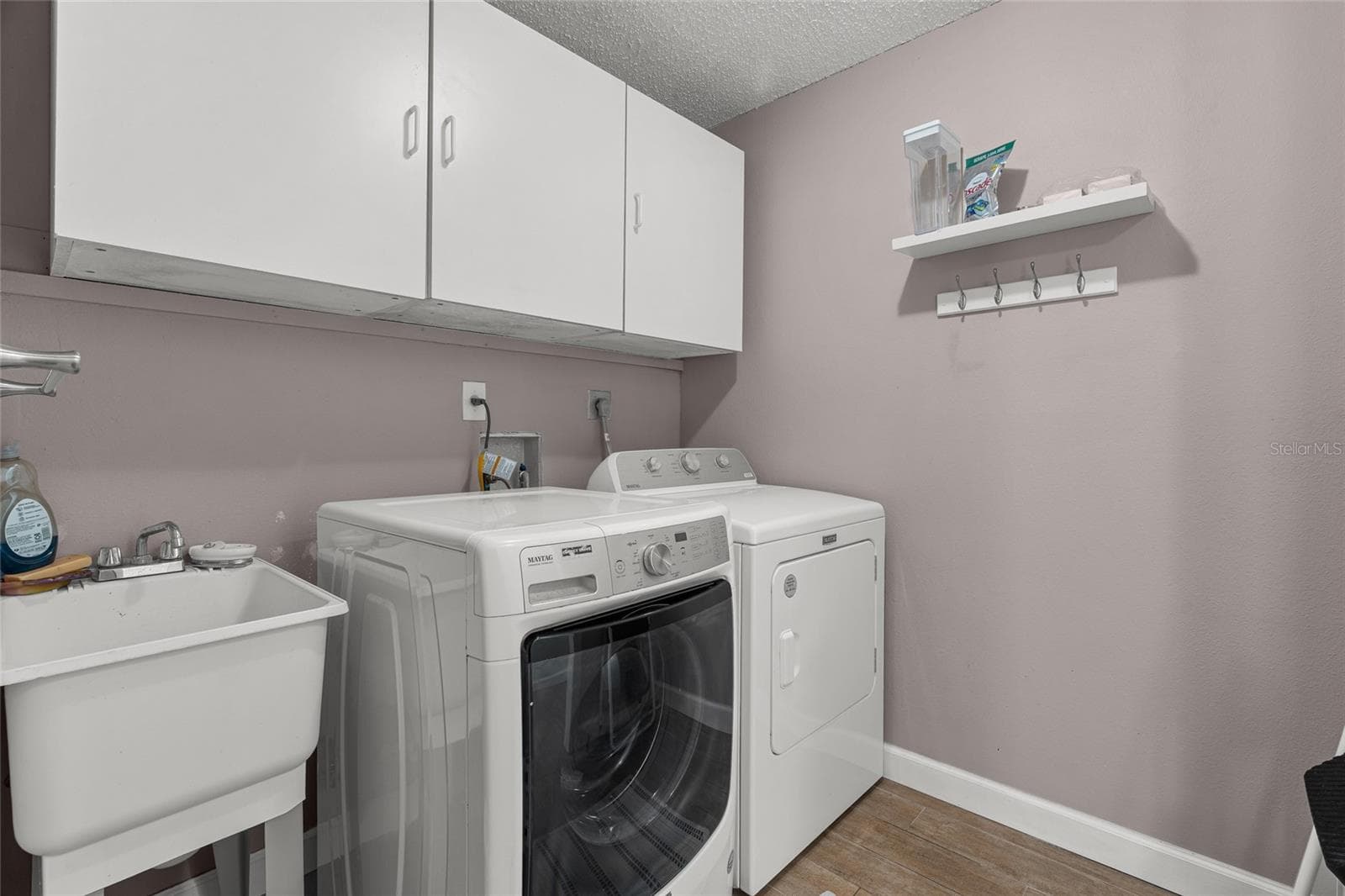 Single Family Residence at 4204 PRAIRIE VIEW DR, SARASOTA, photo 16 of 32
