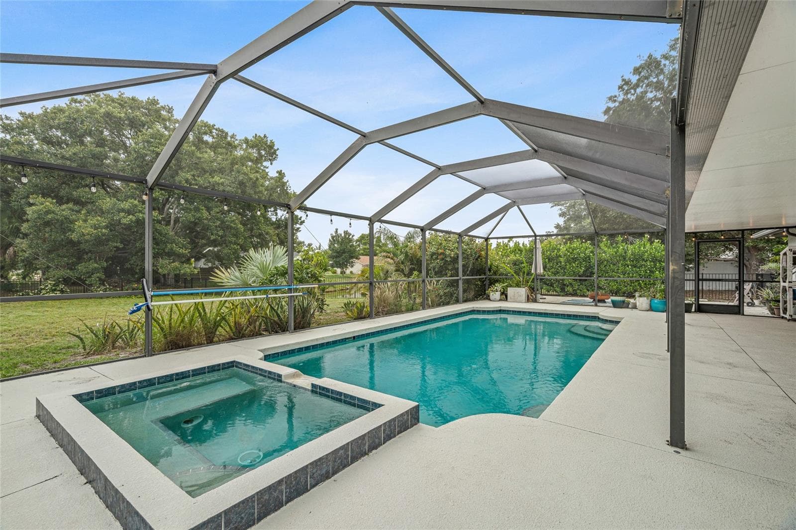 Single Family Residence at 4204 PRAIRIE VIEW DR, SARASOTA, photo 21 of 32