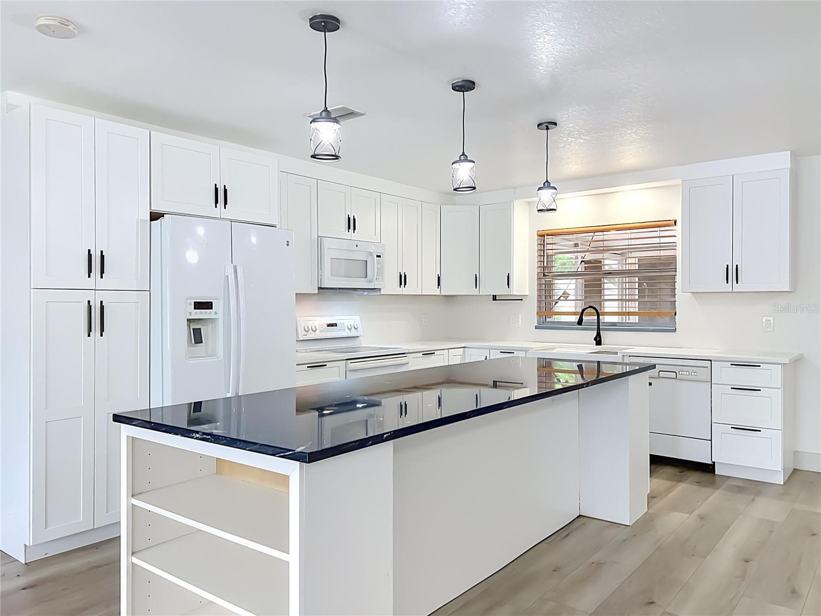Single Family Residence at 644 VISCAYA AVE, ORLANDO, photo 15 of 51