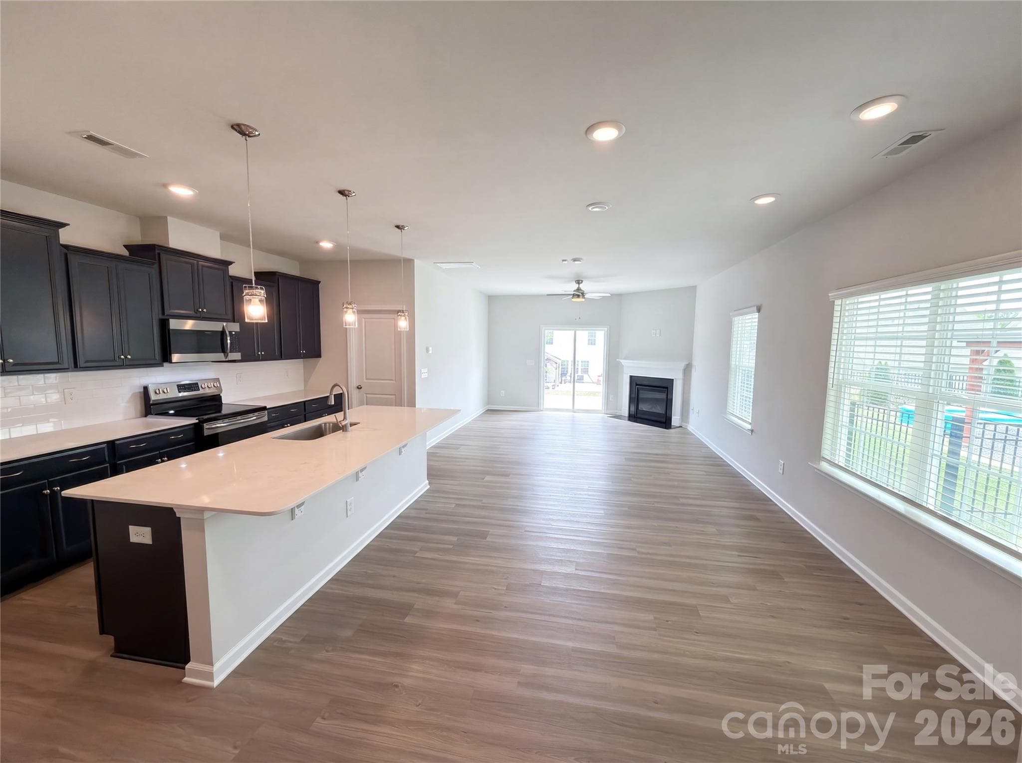 Single Family Residence at Lancaster, photo 7 of 16