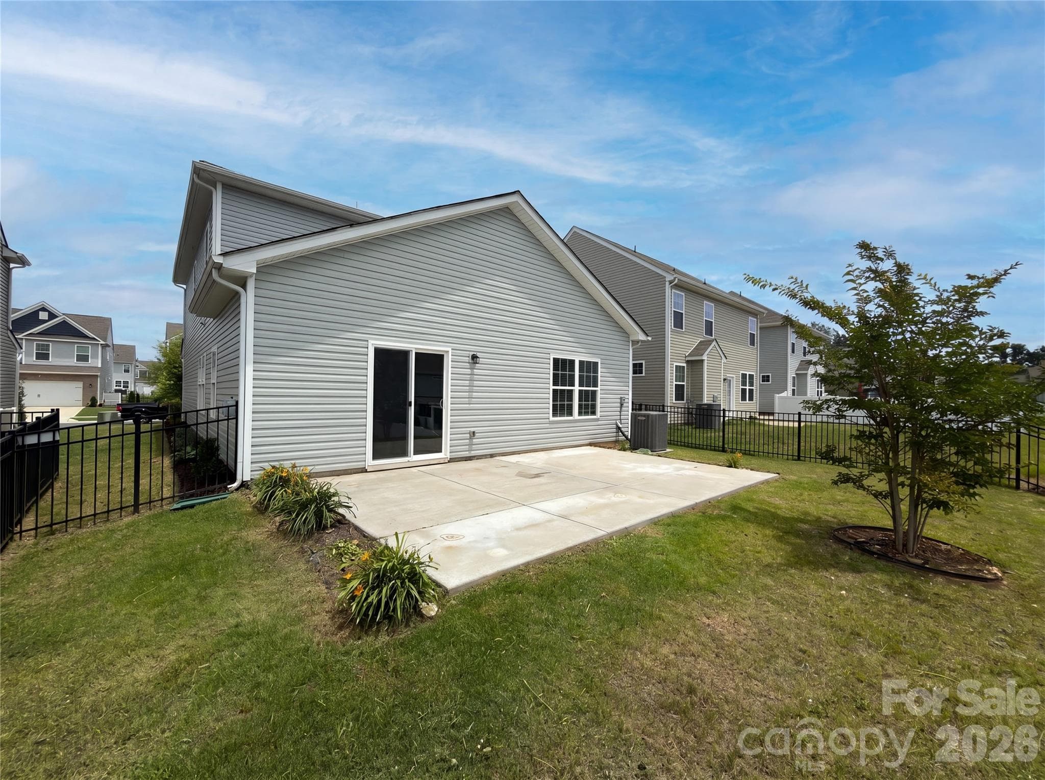 Single Family Residence at 7725 Sea Turtle Way, Lancaster, photo 15 of 16